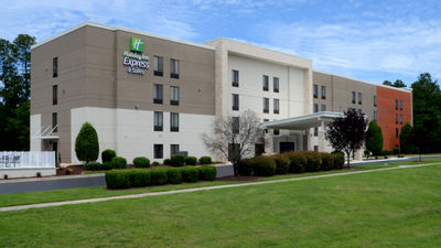 Holiday Inn Express & Suites RDU RTP