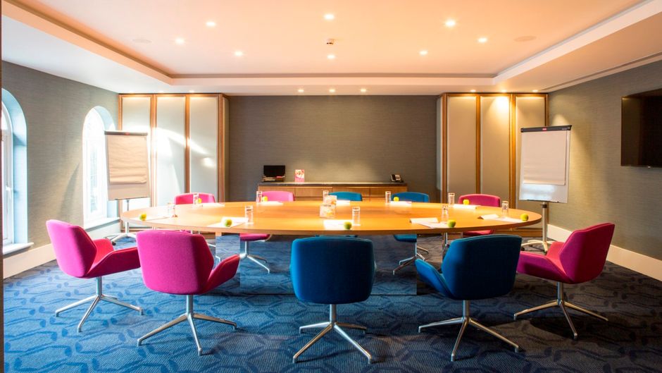 Crowne Plaza Gerrards Cross Hotel Meeting