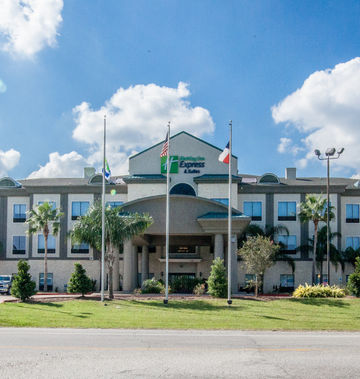 Holiday Inn Express & Suites Alvin