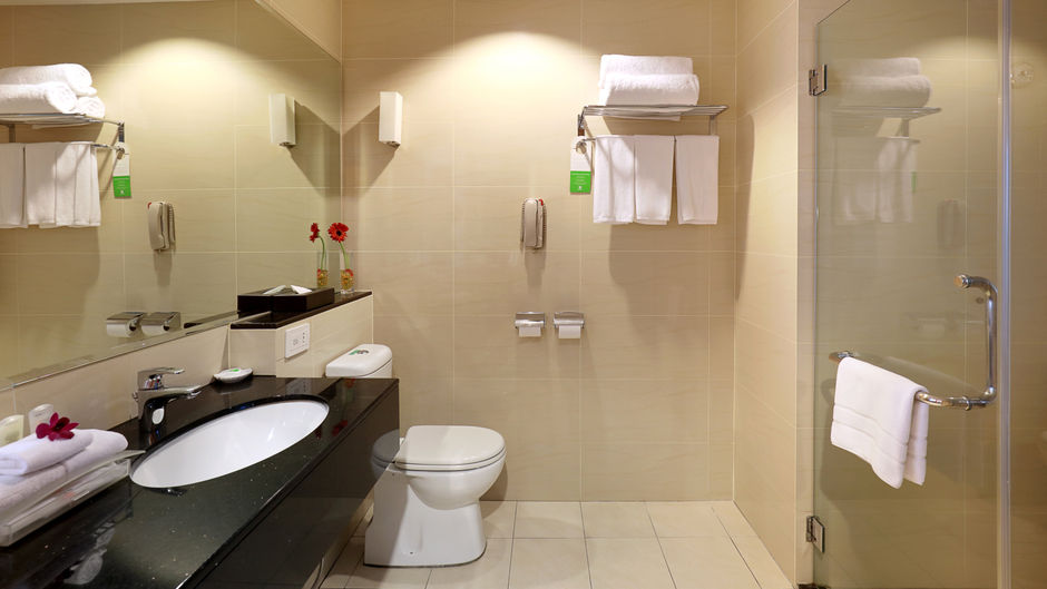 Holiday Inn Room