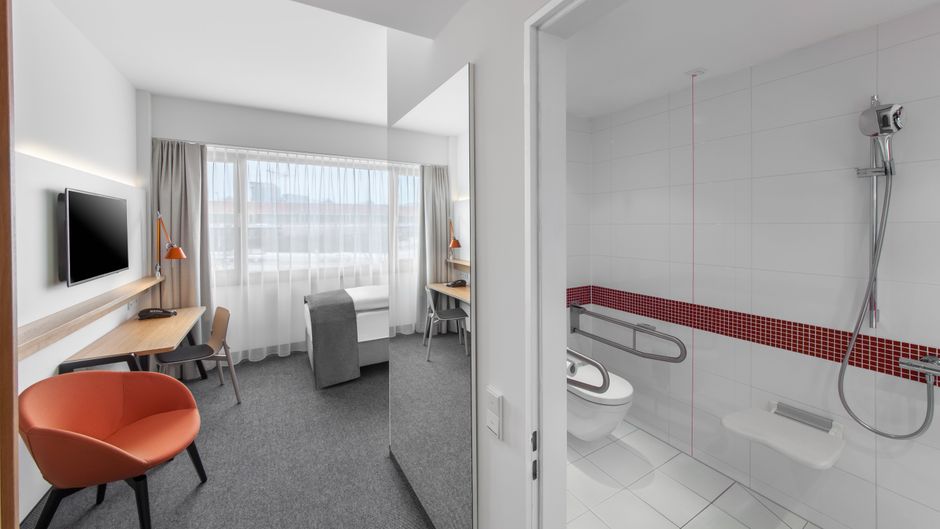Holiday Inn Munchen-Leuchtenbergring Room