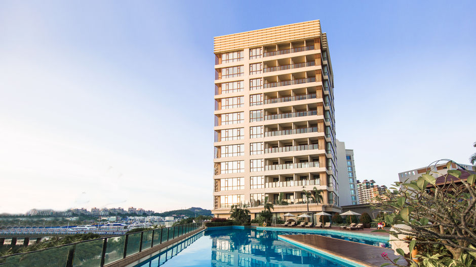 Crowne Plaza Sanya City Center Pool