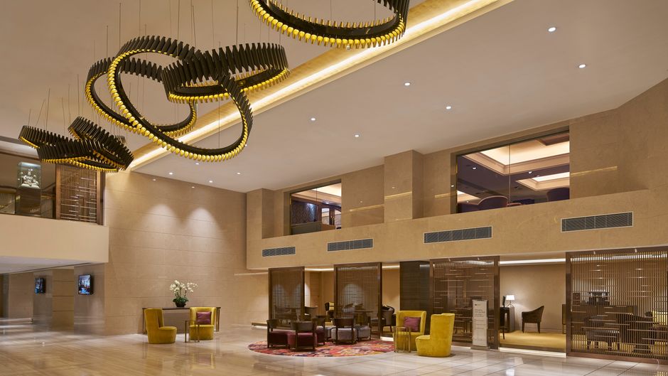 Holiday Inn Golden Mile Hong Kong Lobby