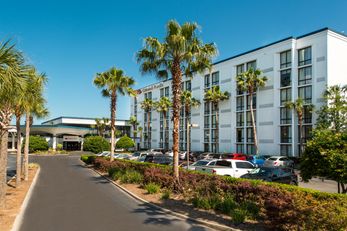 Crowne Plaza Jacksonville Airport