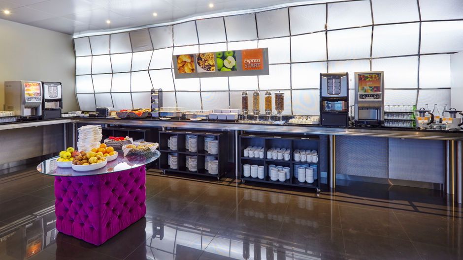 Holiday Inn Express Lisbon Alfragide Restaurant