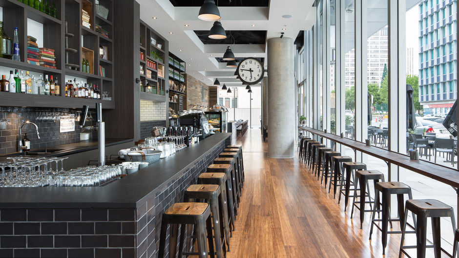 Quest On Franklin Restaurant