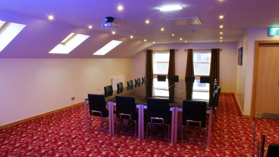 Cambridge Hotel Meeting