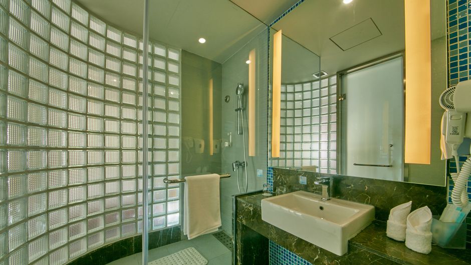 Holiday Inn Express Leshan City Square Room