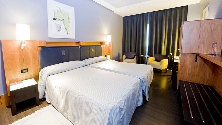 Gran Hotel Lakua Room