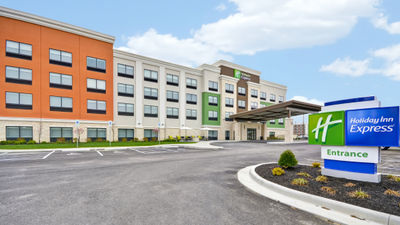 Holiday Inn Express & Suites Evansville
