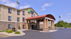 Holiday Inn Express Topeka I70 Wanamaker