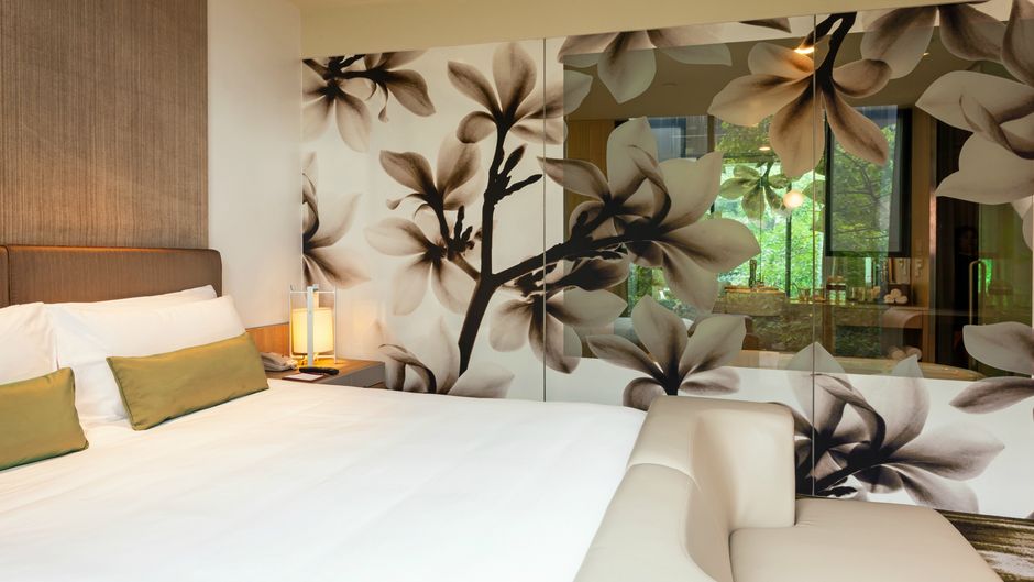 Crowne Plaza Changi Airport Room