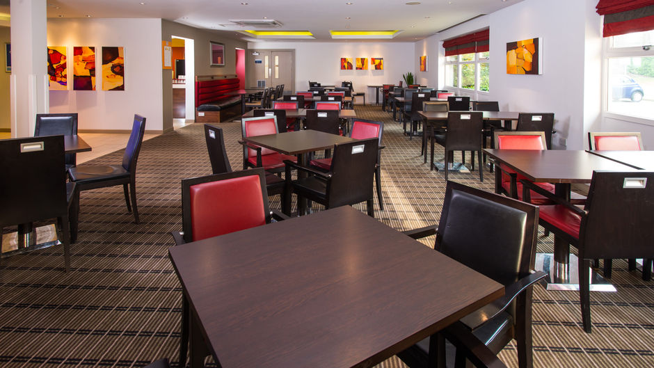 Holiday Inn Express Midlands Airport Restaurant