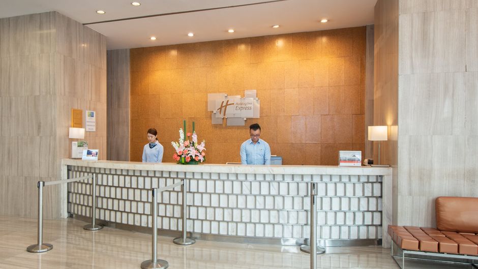 Holiday Inn Express Chengdu Wuhou Exterior