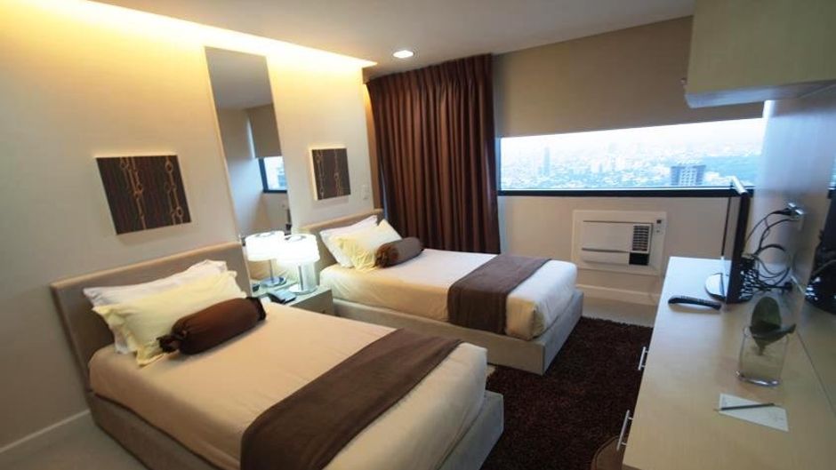 BSA Twin Towers Condotel Room