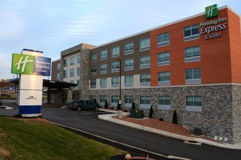 Holiday Inn Express & Suites Pittsburgh