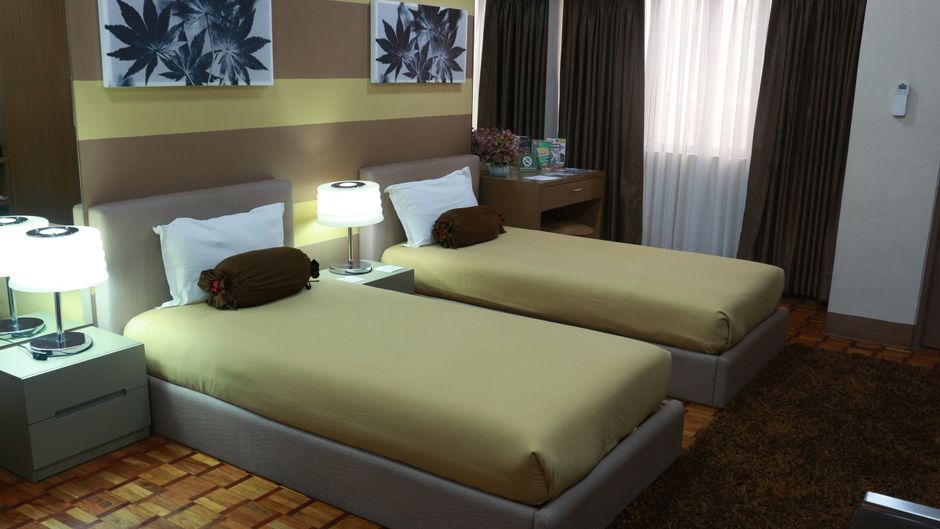 Prince Plaza II Condotel Room