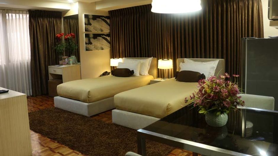 Prince Plaza II Condotel Room