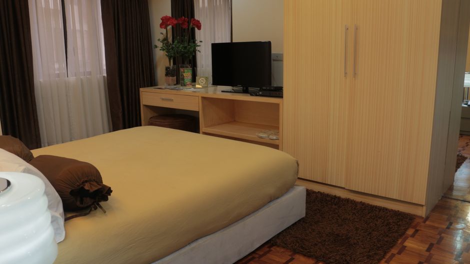 Prince Plaza II Condotel Room