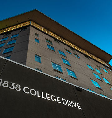 Holiday Inn Express & Suites University