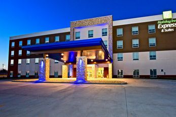 Holiday Inn Exp & Suites Perryville I-55
