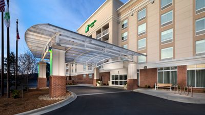 Holiday Inn Hotel & Suites Asheville