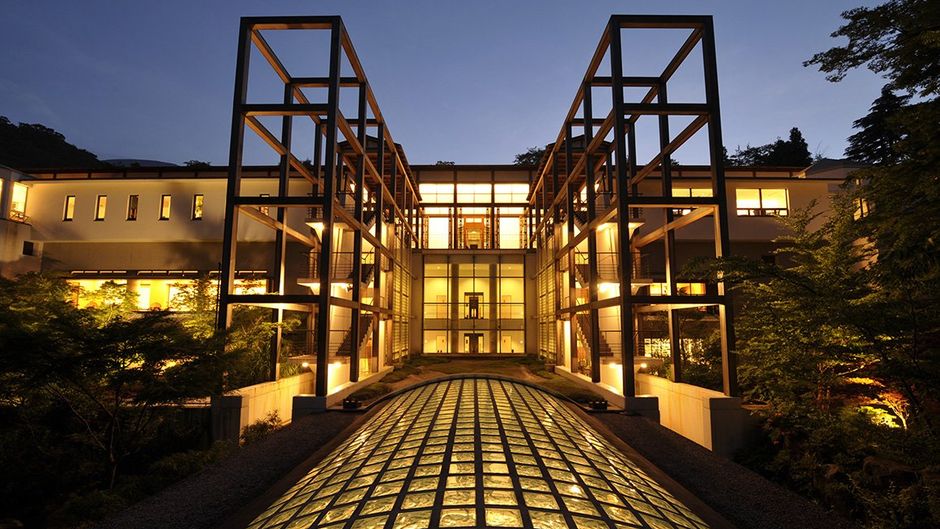 Gora Kadan Exterior
