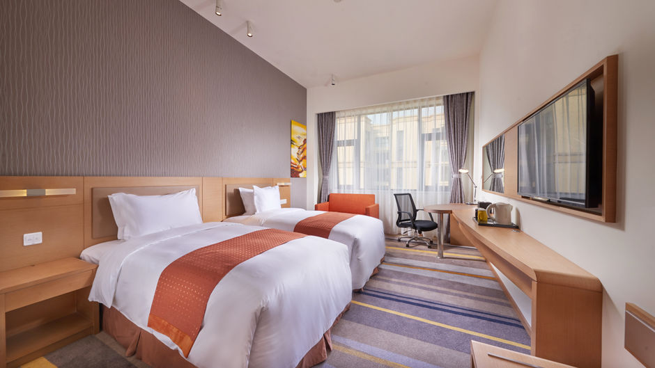 Holiday Inn Express Chengdu Huanhuaxi Room