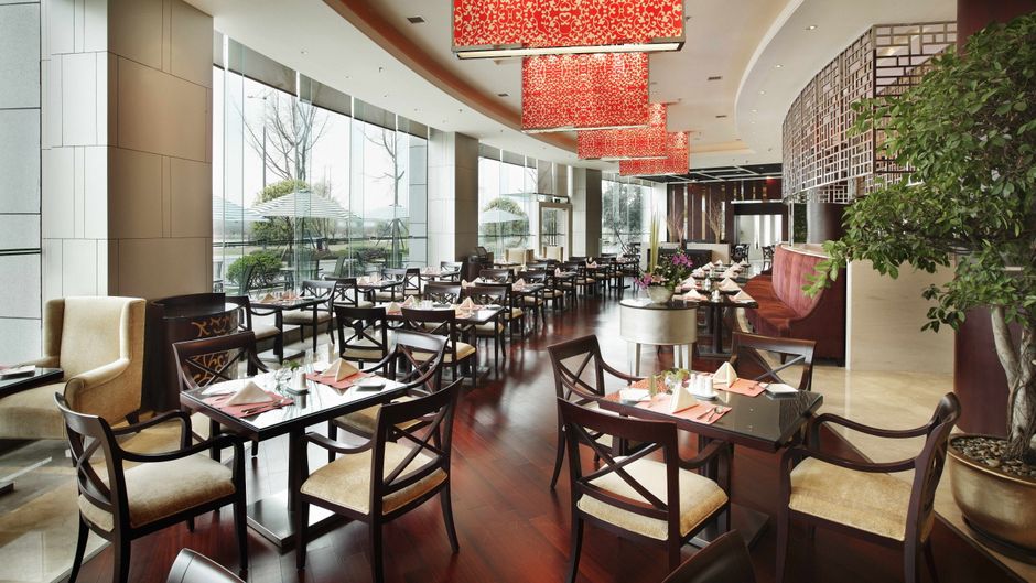 Holiday Inn Century City-EastTower Restaurant