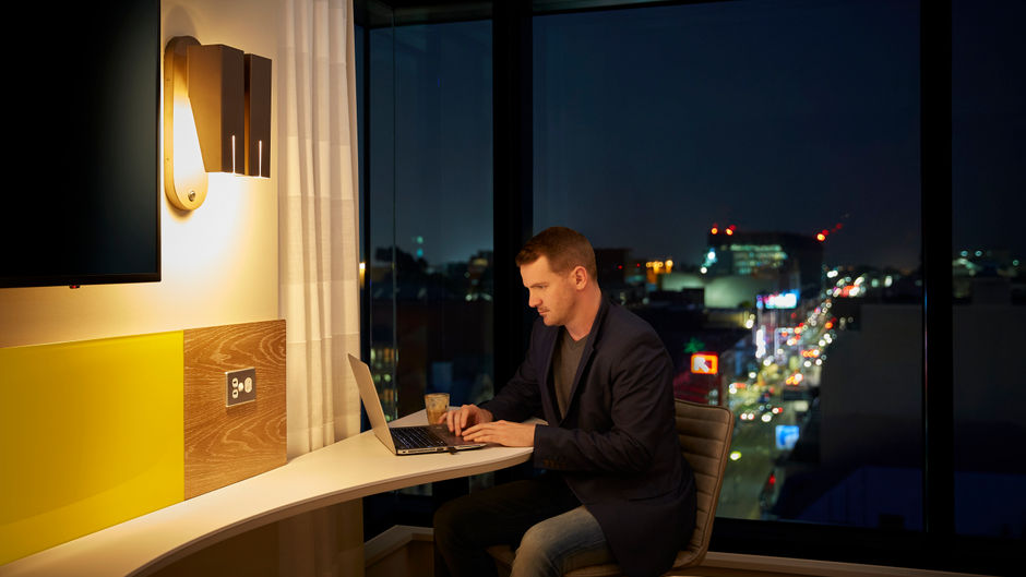 Holiday Inn Express Adelaide City Centre Room