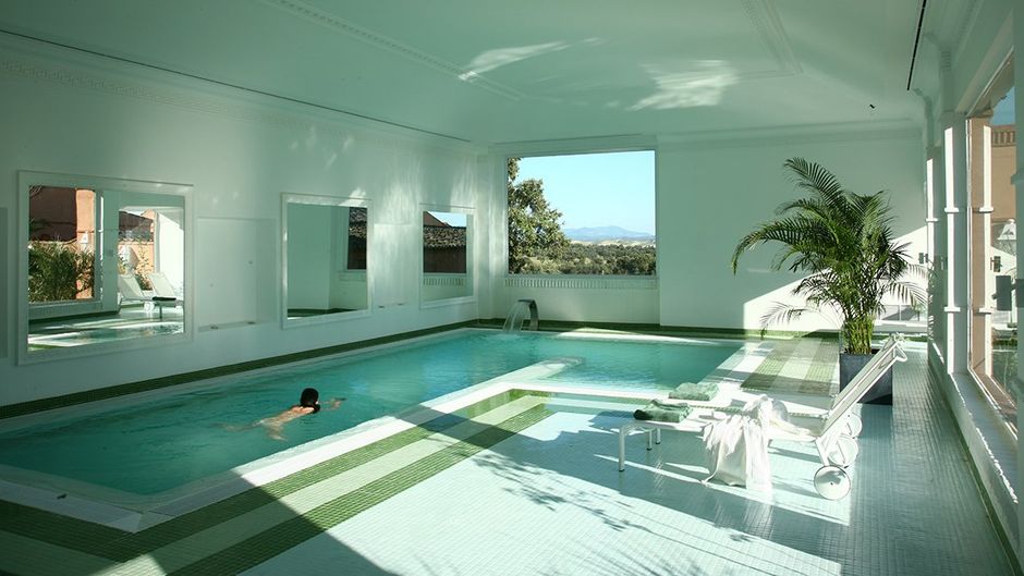 Hotel Valdepalacios Pool