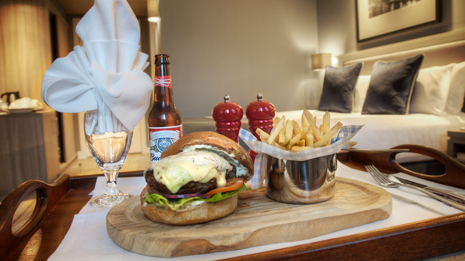 Holiday Inn Glasgow Theatreland Room