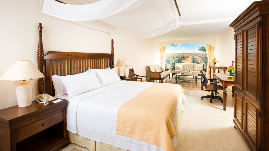 Holiday Inn Merida Suite