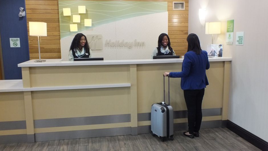 Holiday Inn Hotel & Suites Regina Lobby