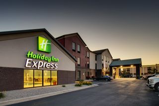 Holiday Inn Express & Suites Lebanon