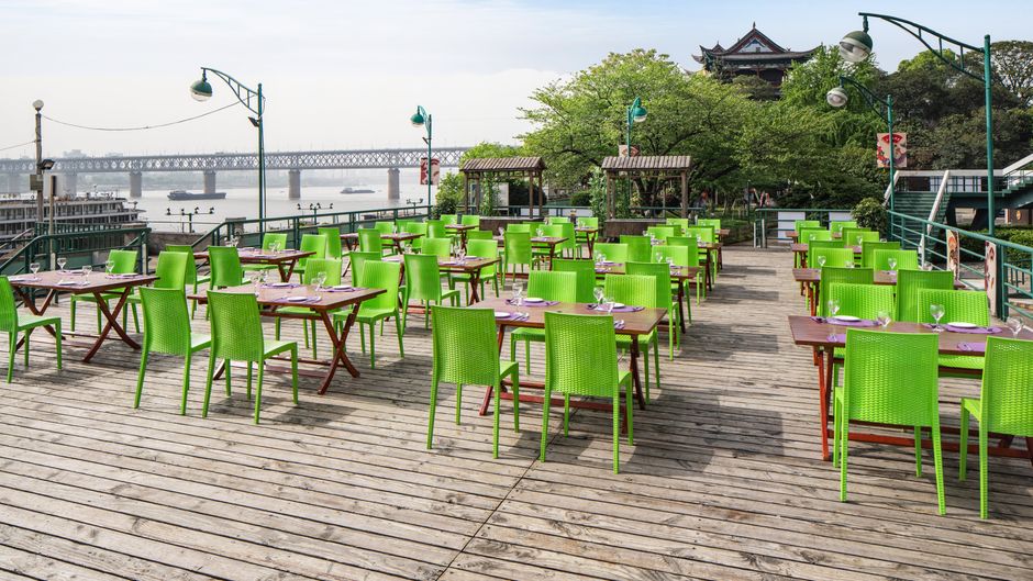 Holiday Inn Riverside Wuhan Restaurant