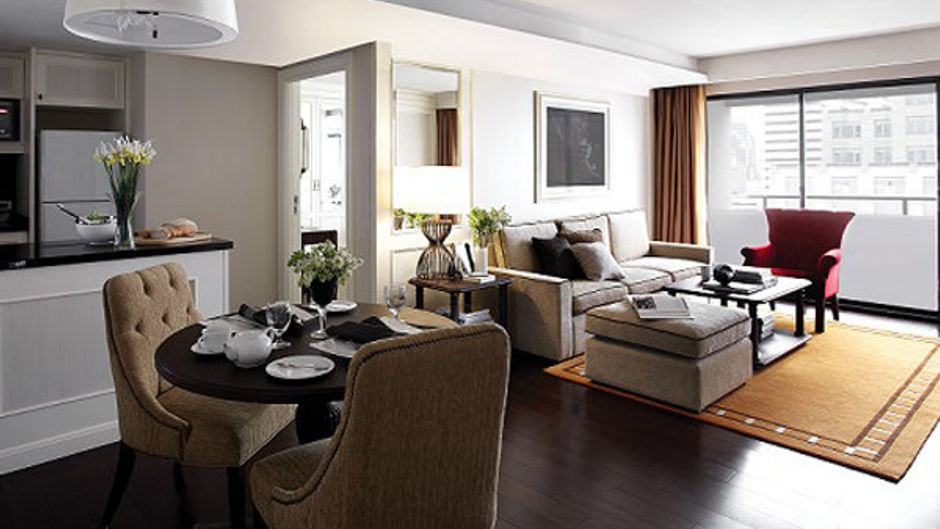 Bliston Suwan Park View Hotel Suite
