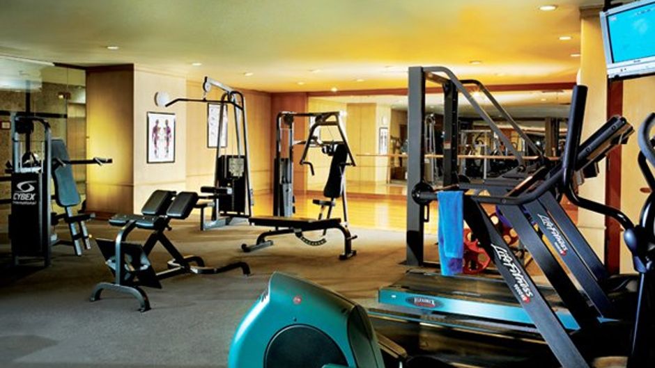 Bliston Suwan Park View Hotel Health Club