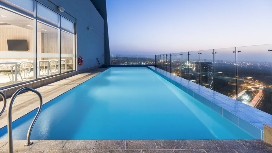 Holiday Inn Express Buenavista Pool