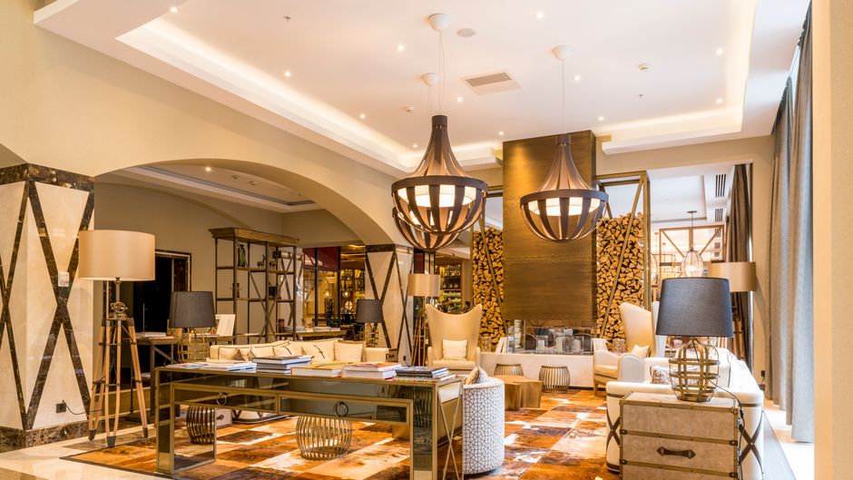Crowne Plaza Borjomi Lobby
