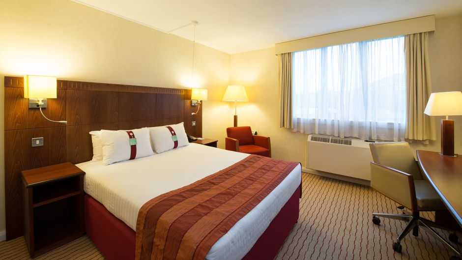 Holiday Inn Northampton Room