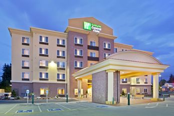 Holiday Inn Express Hotel & Sts Lynnwood
