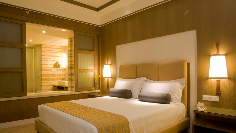 Crowne Plaza New Delhi Okhla Room
