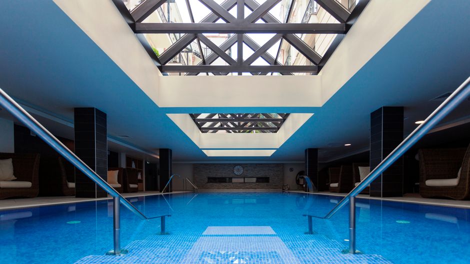 Crowne Plaza Borjomi Pool