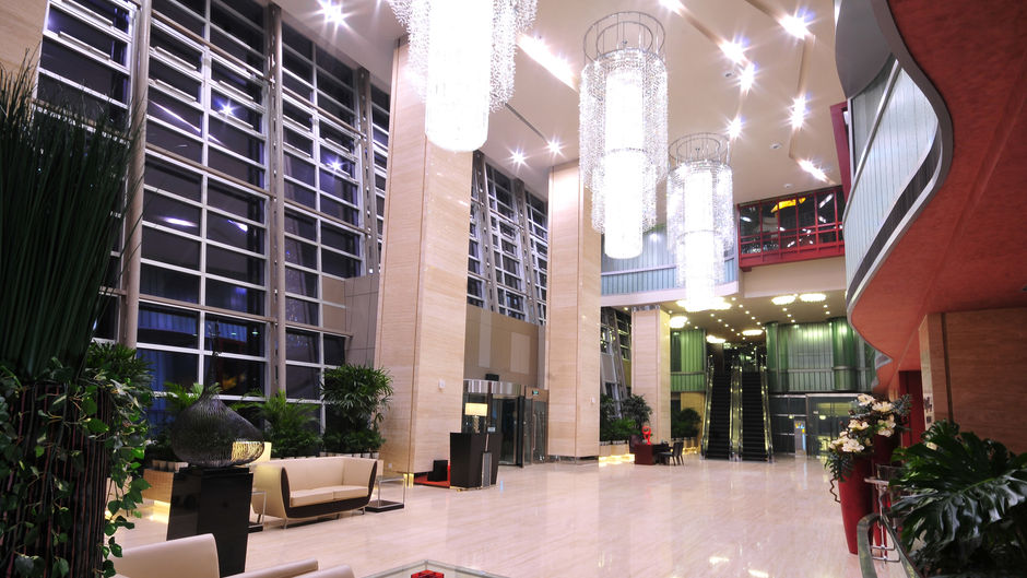Holiday Inn Xi'an Greenland Century City Lobby