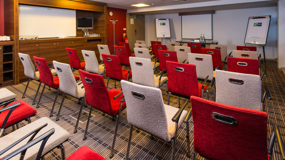 Holiday Inn Express Midlands Airport Meeting