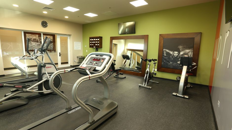 Holiday Inn Express & Suites Mexicali Health Club