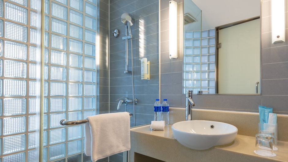 Holiday Inn Express Jinqiao Central Room