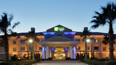 Holiday Inn Express & Suites Pearland