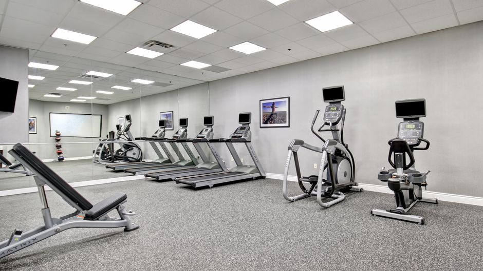 Holiday Inn and Suites Windsor Health Club